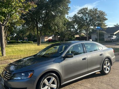 Used 2014 Volkswagen Passat 1.8T Wolfsburg Edition
