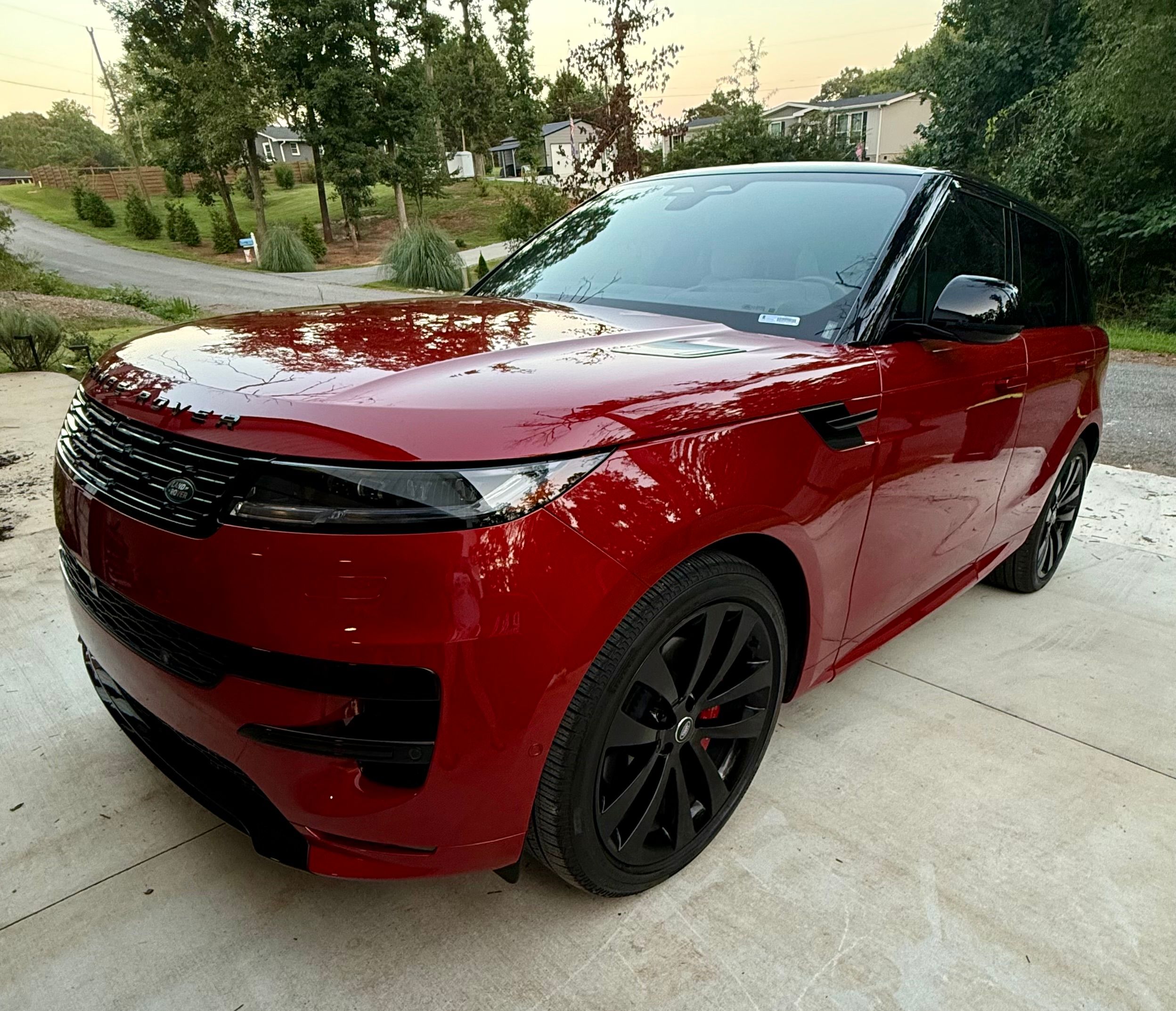 Used 2025 Land Rover Range Rover Sport Dynamic SE AWD/4WD image 6