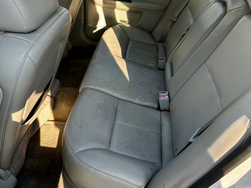 Used 2013 Chevrolet Impala LTZ image 9