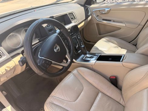 Used 2012 Volvo S60 T5 FWD image 6