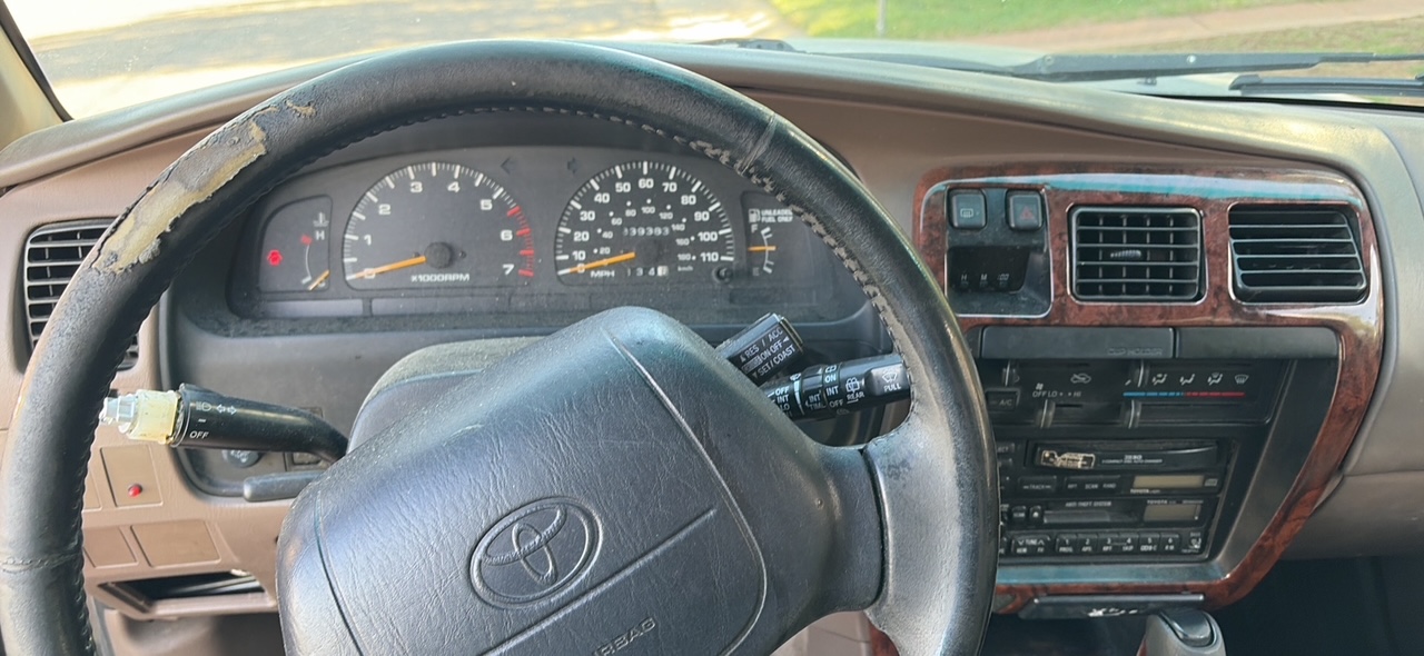 Used 1996 Toyota 4Runner Limited AWD/4WD image 10