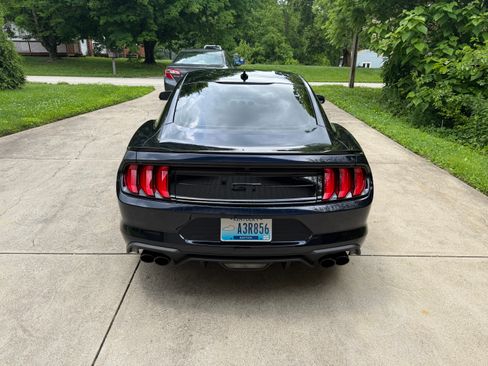 Used 2021 Ford Mustang GT w/ Black Accent Package RWD image 11