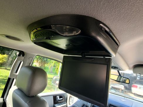 Used 2006 Ford Expedition Limited image 17