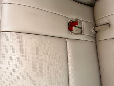 Used 2012 GMC Yukon XL Denali image 22