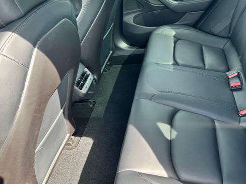 Used 2020 Tesla Model 3 Long Range image 15