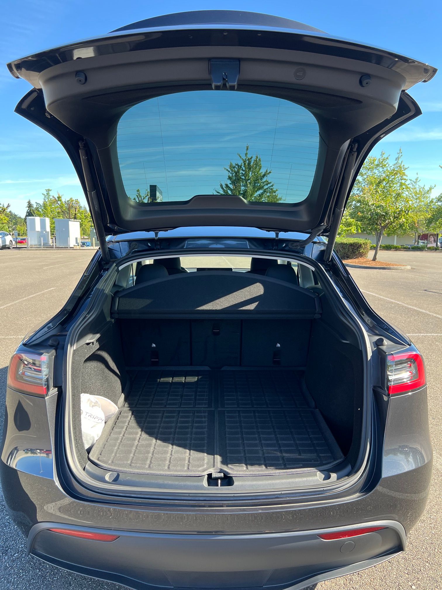 Used 2024 Tesla Model Y 2WD image 20