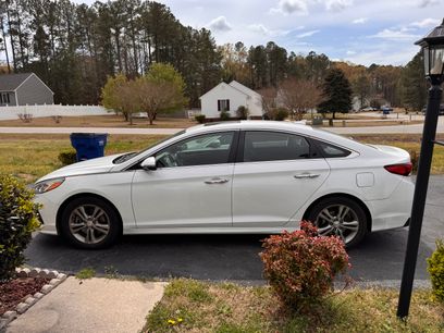 Used 2018 Hyundai Sonata Limited w/ Limited Ultimate Package 03