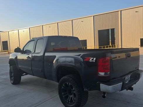 Used 2011 GMC Sierra 1500 SLE image 5