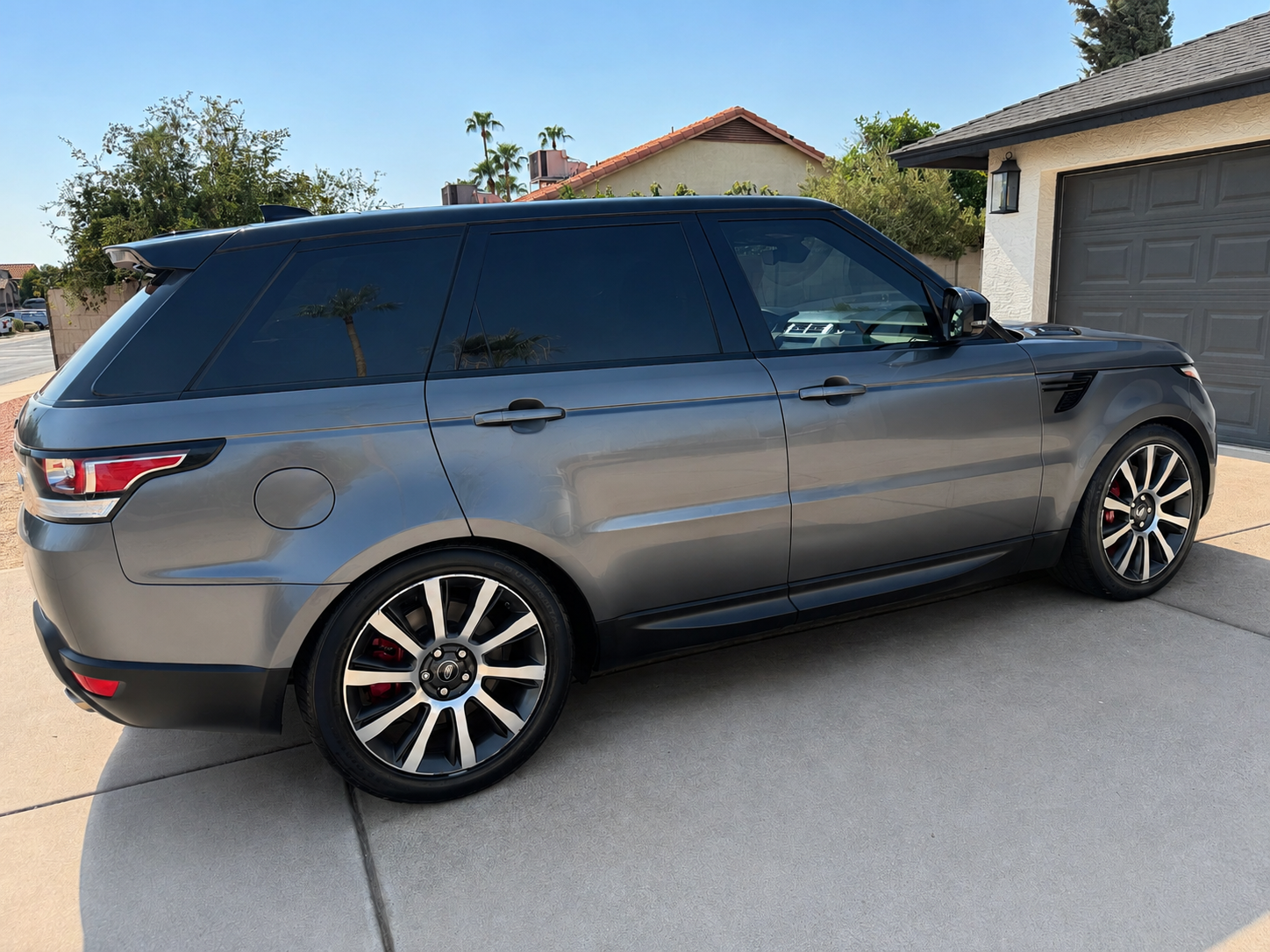 Used 2017 Land Rover Range Rover Sport AWD/4WD image 9