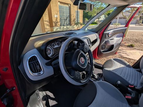 Used 2014 FIAT 500L Easy image 6