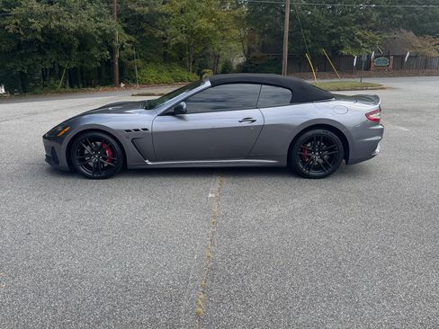 Used 2018 Maserati GranTurismo MC image 10