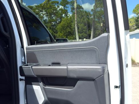 Used 2025 Ford F150 Lariat w/ Equipment Group 502A High image 20