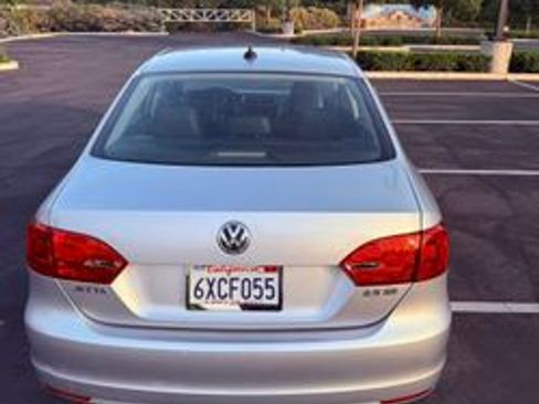 Used 2012 Volkswagen Jetta SE image 16