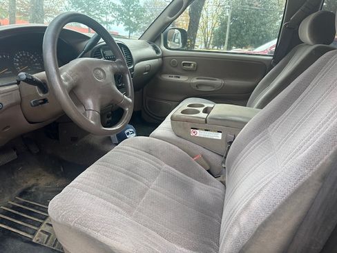 Used 2001 Toyota Tundra SR5 image 6