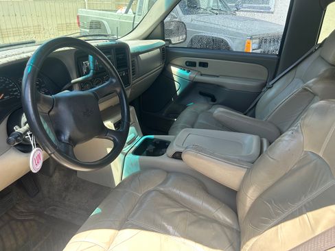 Used 2002 Chevrolet Tahoe LT RWD image 5