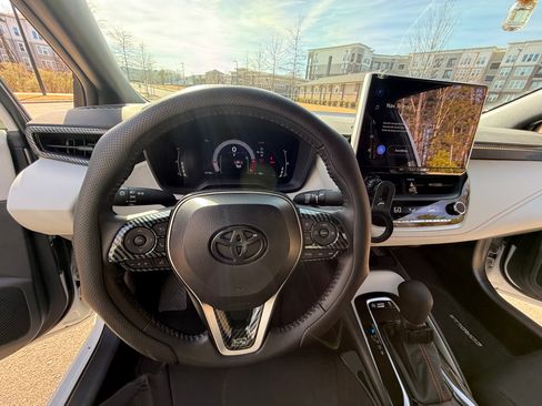 Used 2025 Toyota Corolla FX w/ Convenience Package image 14