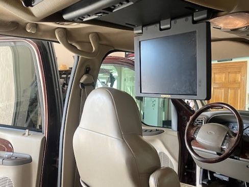 Used 2001 Ford Excursion Limited image 11