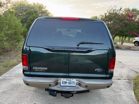 Used 2005 Ford Excursion Eddie Bauer AWD/4WD image 6