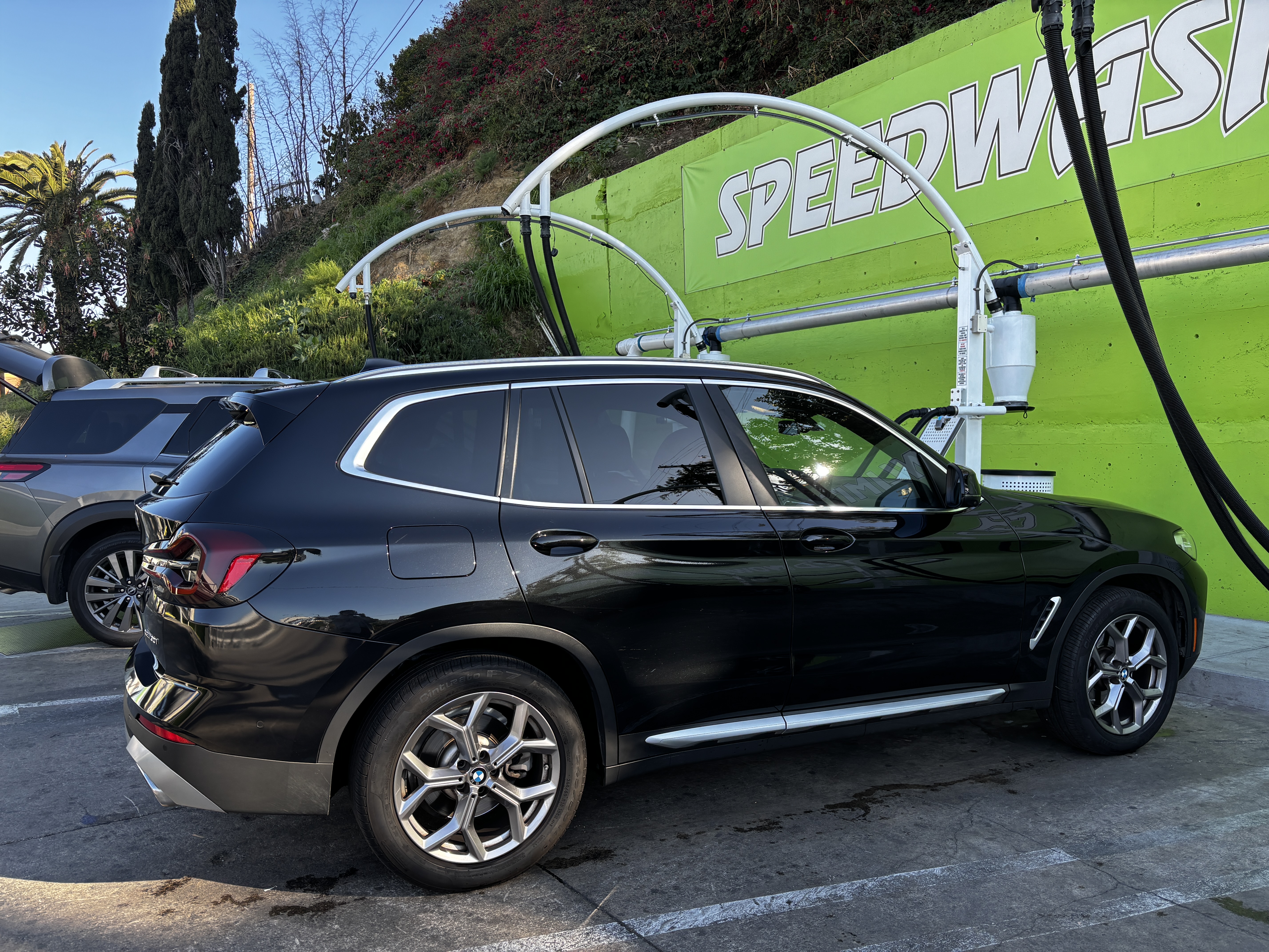 Used 2023 BMW X3 xDrive30i w/ Premium Package w/ZPA AWD/4WD image 5