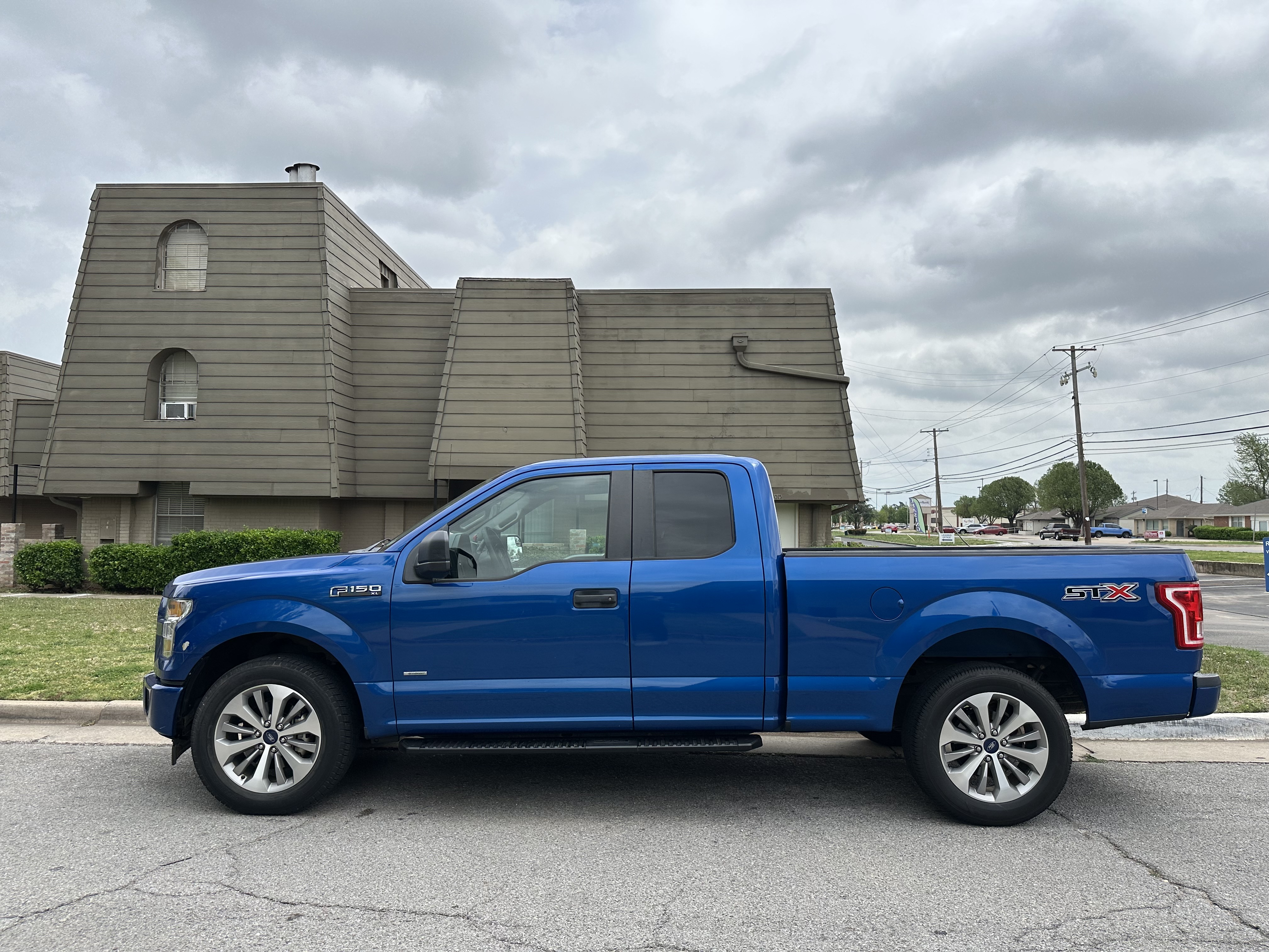 Used 2017 Ford F150 XL w/ Equipment Group 101A Mid RWD image 6
