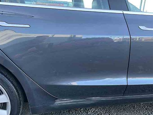 Used 2019 Tesla Model 3 image 16