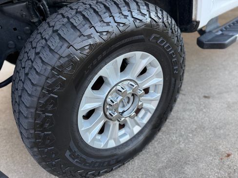 Used 2020 Ford F250 XL w/ STX Appearance Package image 10