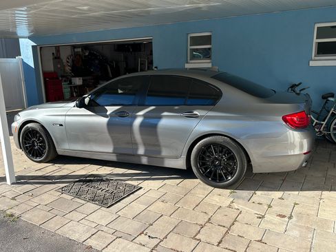 Used 2013 BMW 535i Sedan image 2