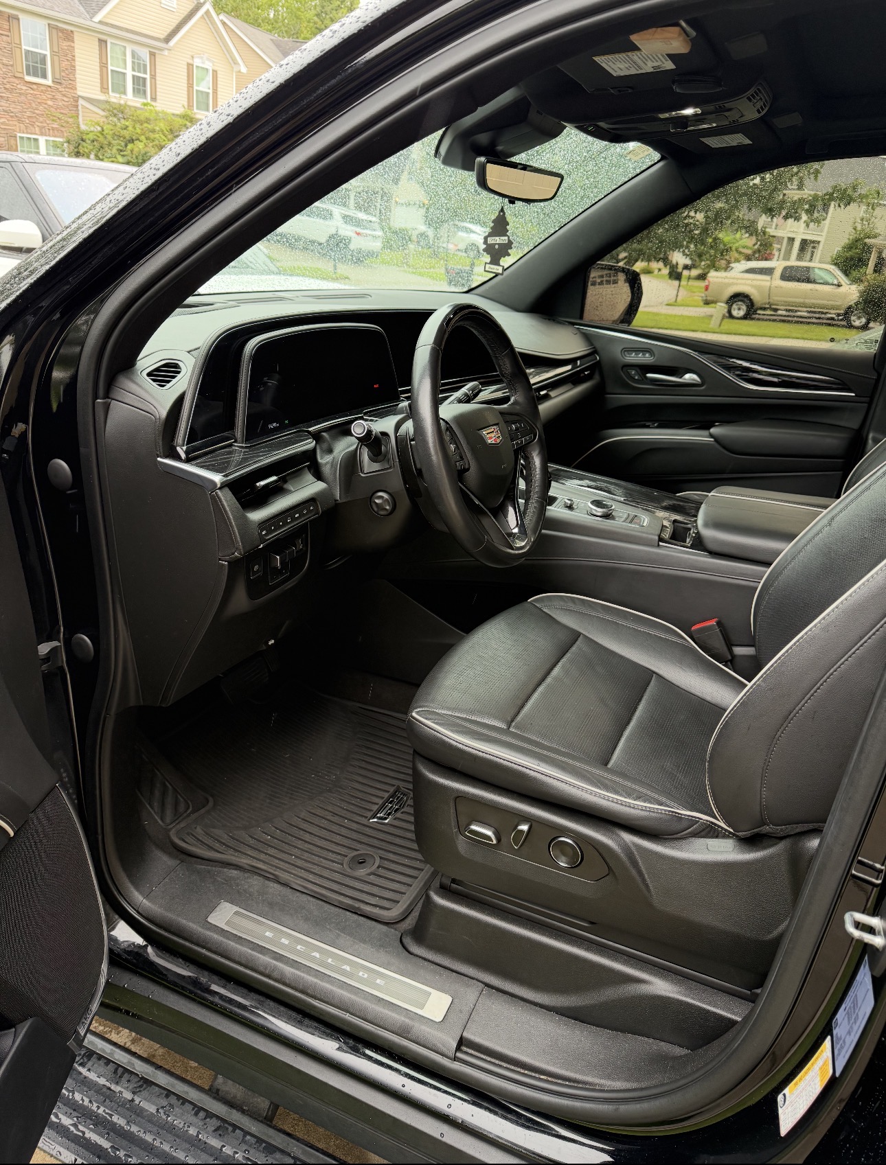 Used 2021 Cadillac Escalade Sport w/ Driver Assist Tech Package AWD/4WD image 19