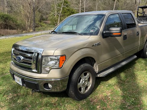 Used 2010 Ford F150 XLT AWD/4WD image 12