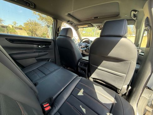 Used 2024 Honda CR-V Sport Touring image 11