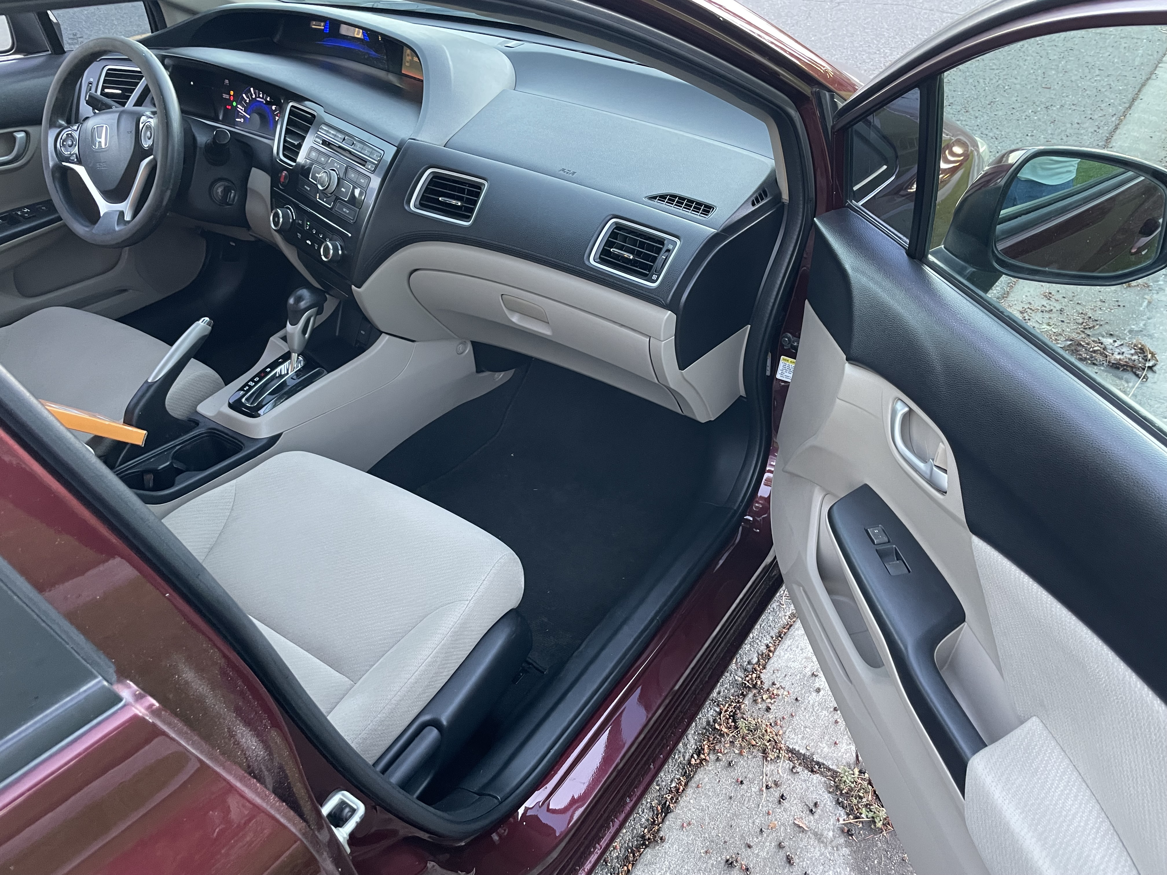 Used 2013 Honda Civic LX image 10