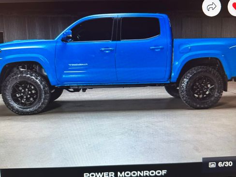 Used 2021 Toyota Tacoma TRD Sport w/ TRD Premium Sport Package image 15