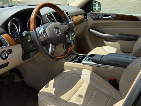 Used 2012 Mercedes-Benz ML 350 4MATIC image 5
