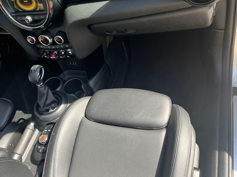 Used 2018 MINI Cooper S image 12