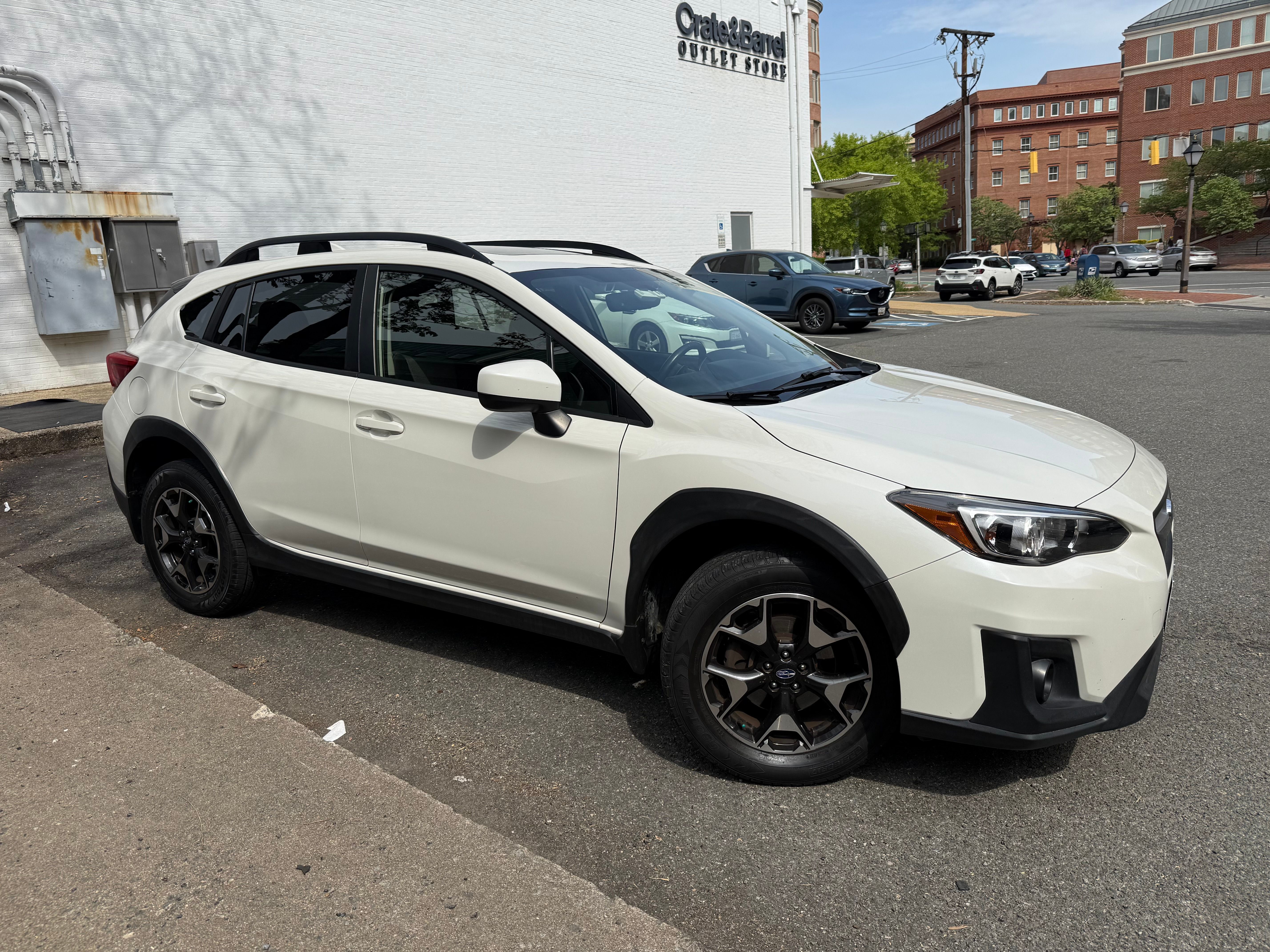 Used 2019 Subaru Crosstrek 2.0i Premium AWD/4WD image 2