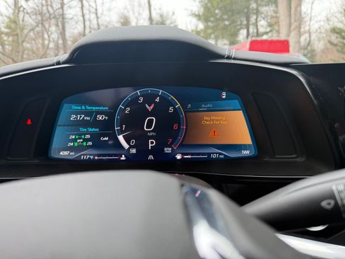 Used 2024 Chevrolet Corvette Stingray Preferred Cpe w/ 2LT image 5