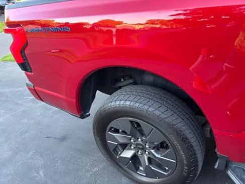 Used 2023 Ford F150 Lightning Lariat w/ Tow Technology Package image 16