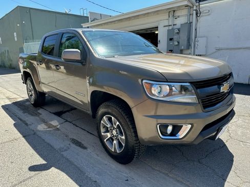 Used 2016 Chevrolet Colorado Z71 image 9