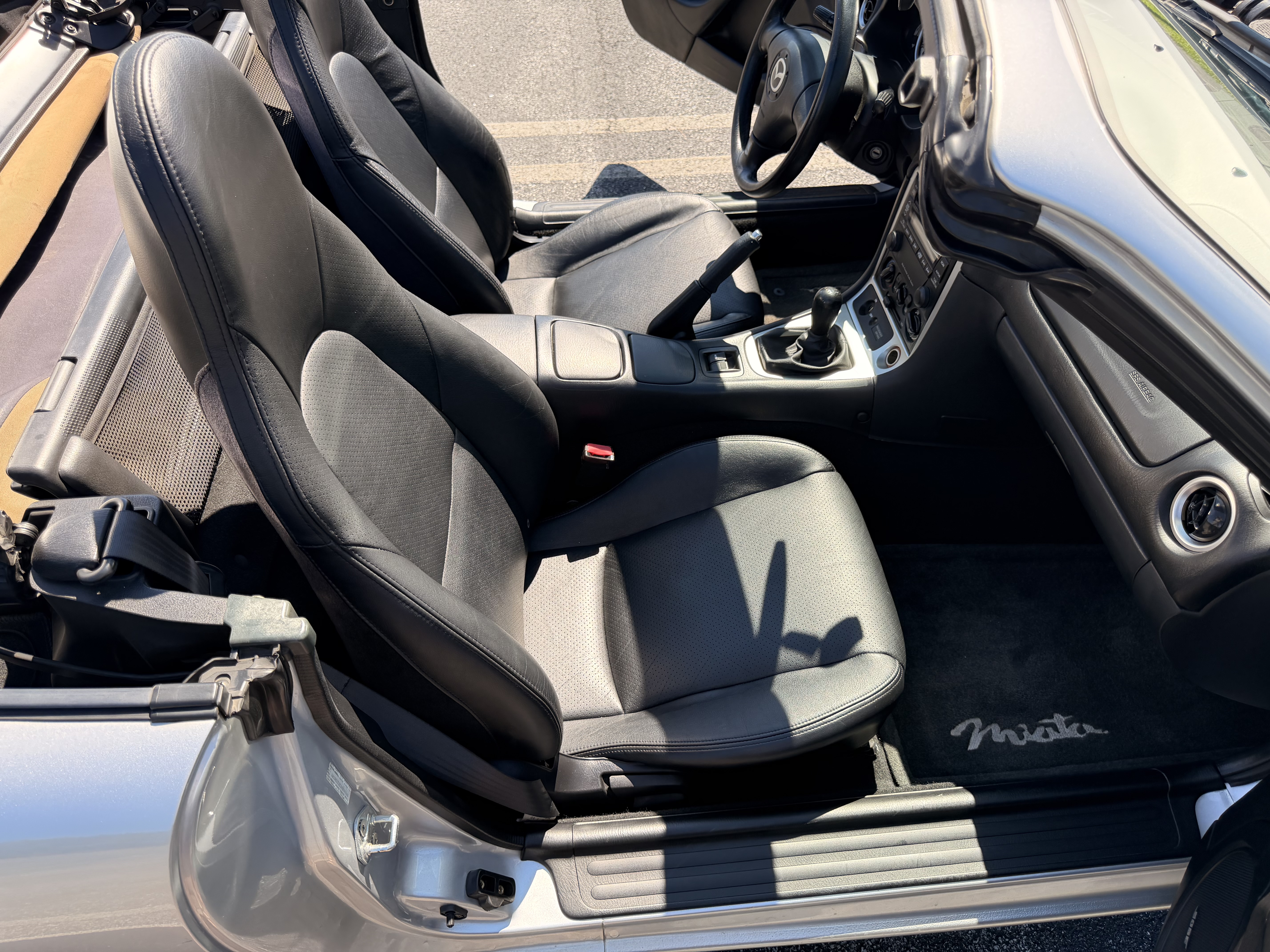 Used 2003 MAZDA MX-5 Miata LS RWD image 27