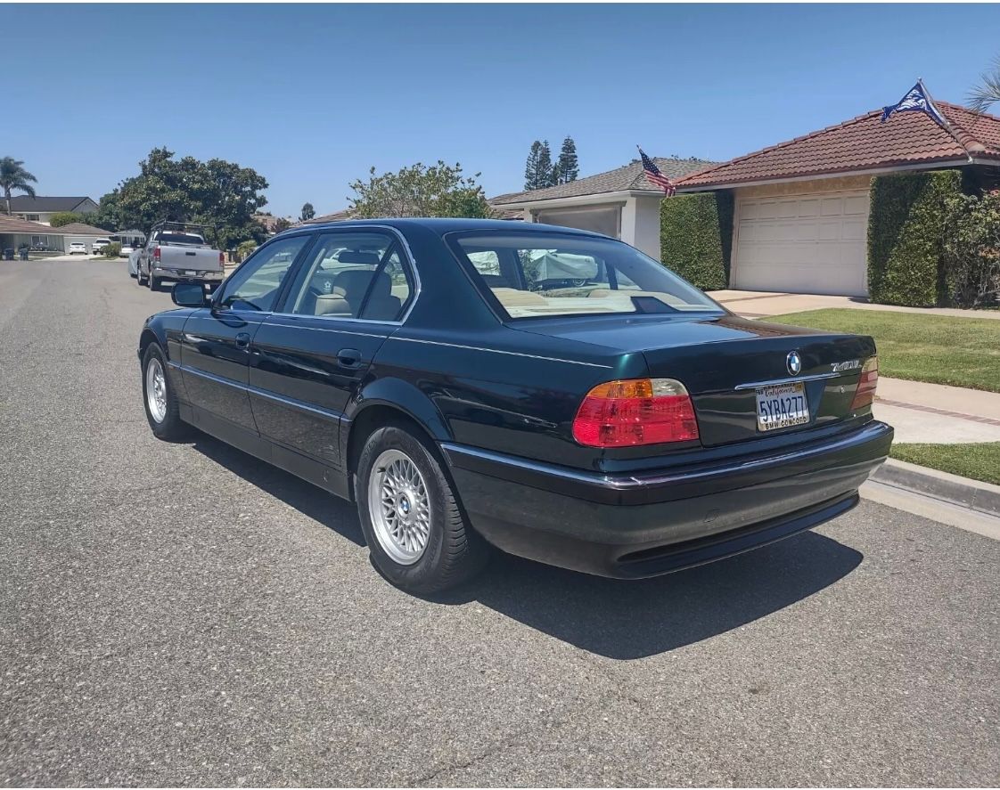 Used 1997 BMW 740iL RWD image 18