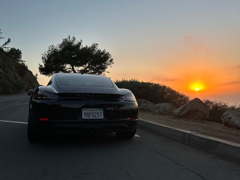 Used 2020 Porsche 718 Cayman S RWD image 27