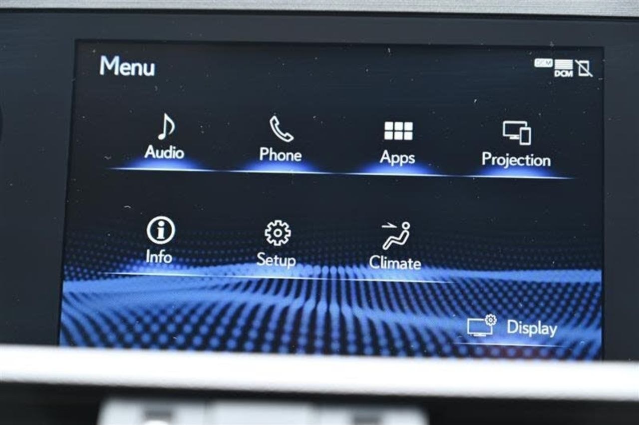 Used 2020 Lexus ES 300h FWD image 20