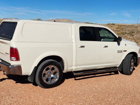 Used 2018 RAM 1500 Laramie w/ Convenience Group image 9