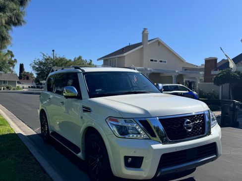 Used 2019 Nissan Armada Platinum w/ Interior Lighting Package image 1