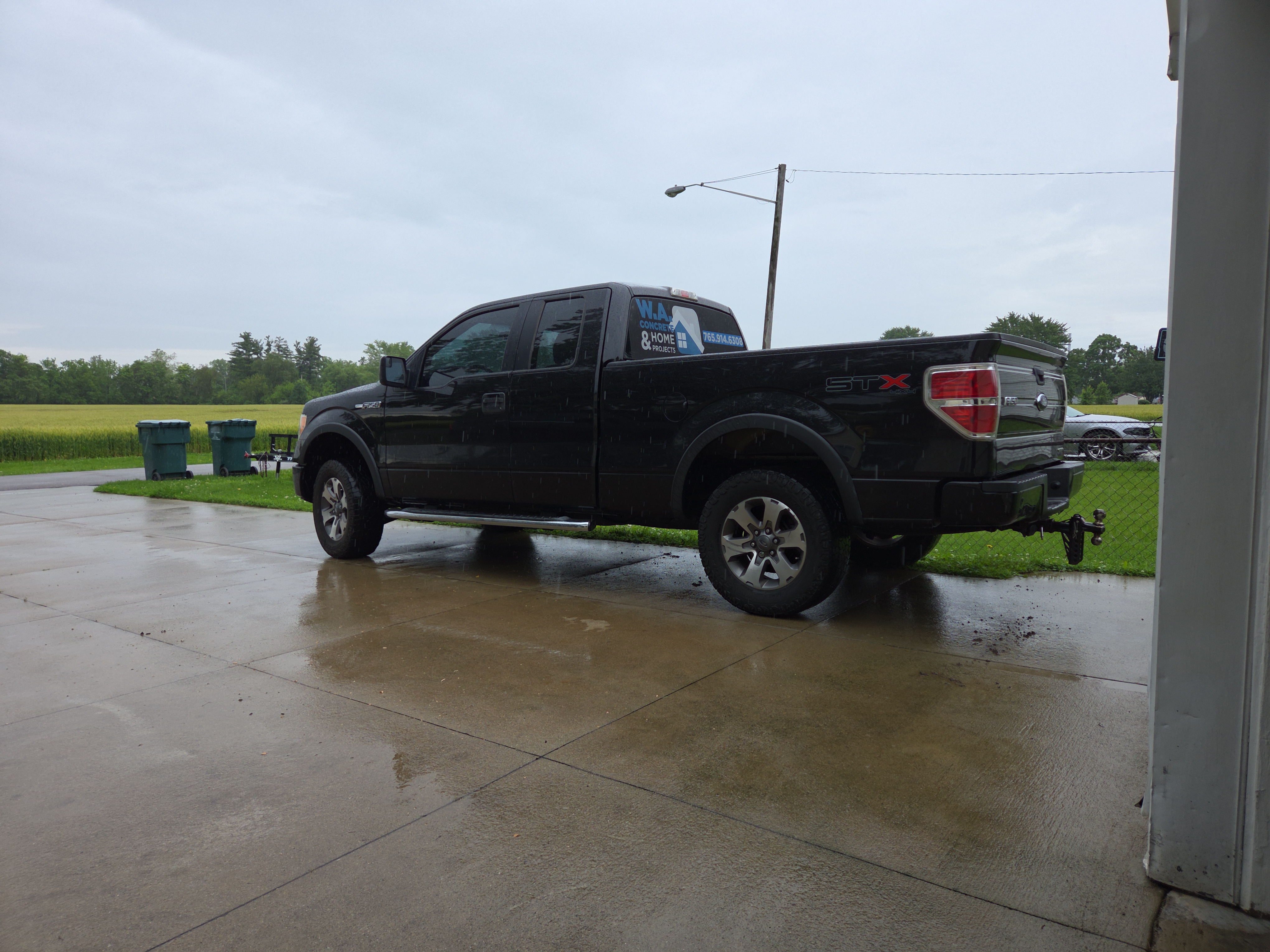 Used 2013 Ford F150 STX w/ Mid Equipment Group AWD/4WD image 1
