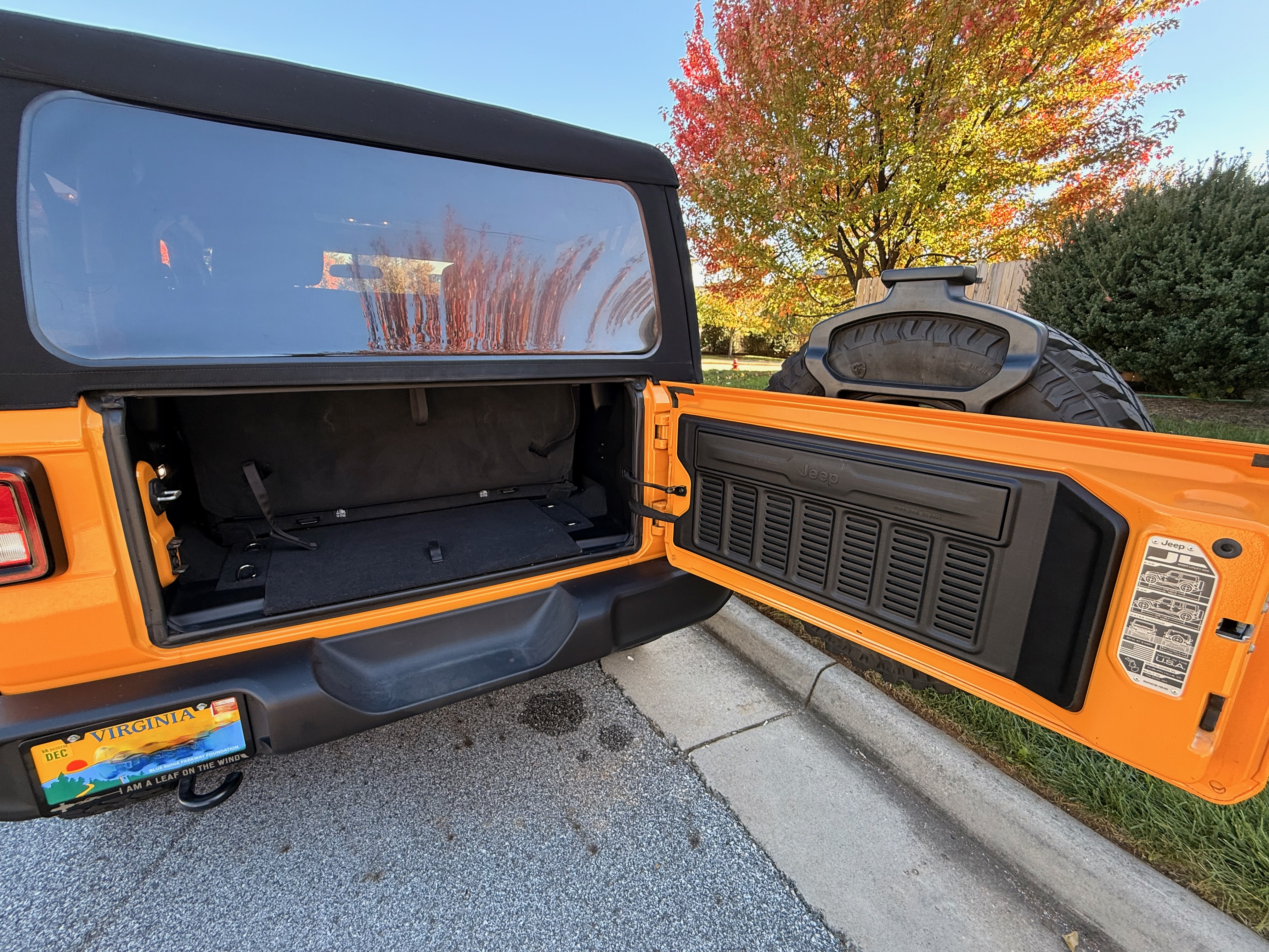 Used 2021 Jeep Wrangler Sport AWD/4WD image 28