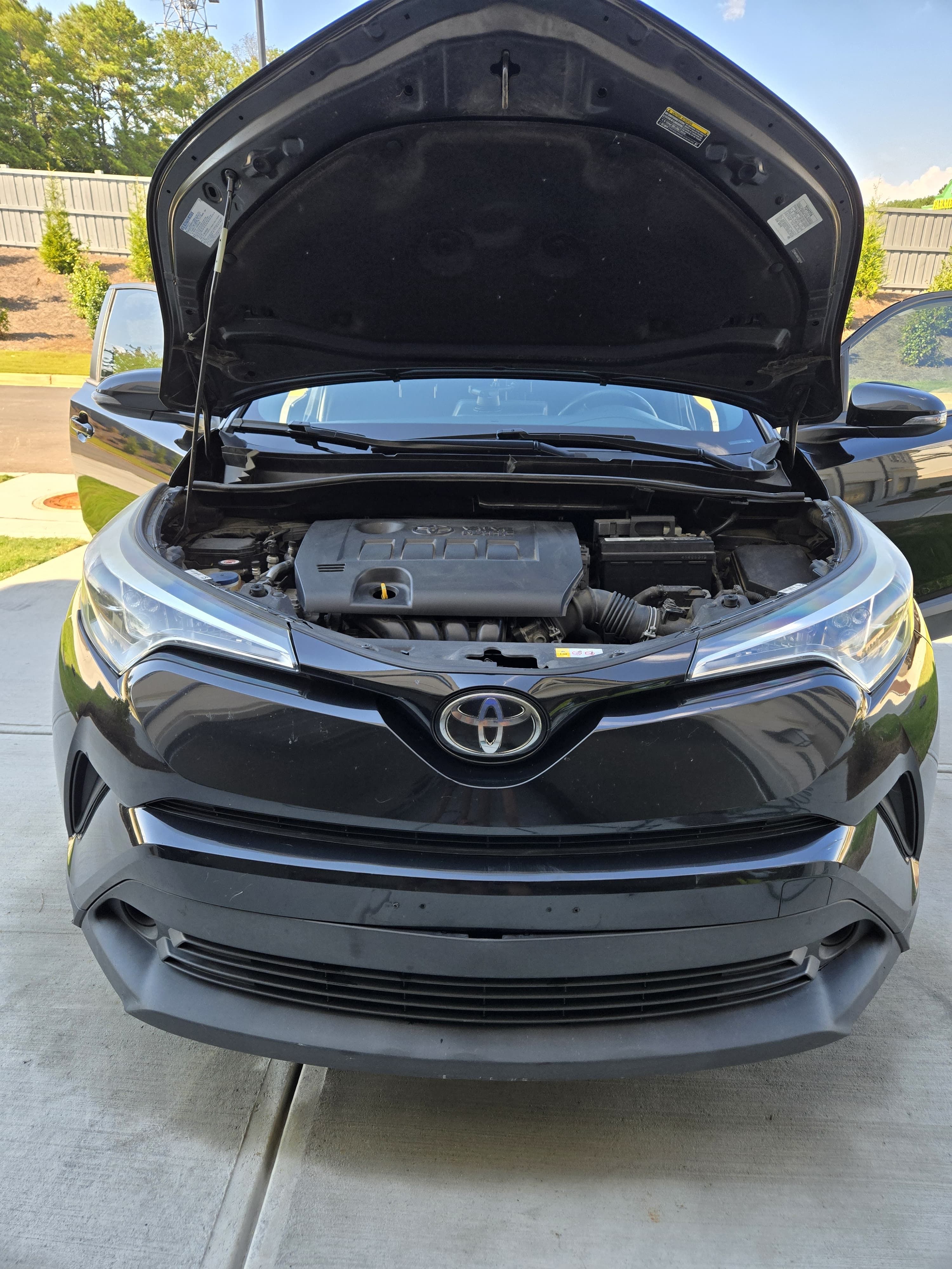 Used 2018 Toyota C-HR XLE FWD image 11