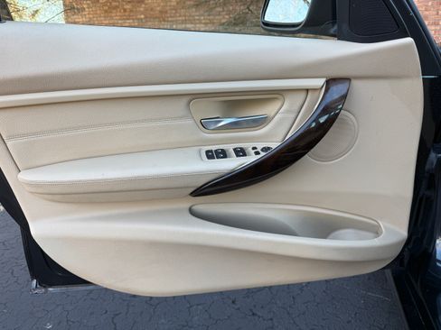Used 2013 BMW 335i xDrive Sedan image 14