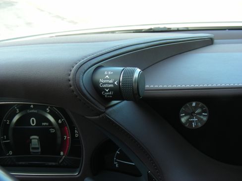 Used 2018 Lexus LS 500 500 Sedan 4D w/ Accessory Package (Z2) image 24