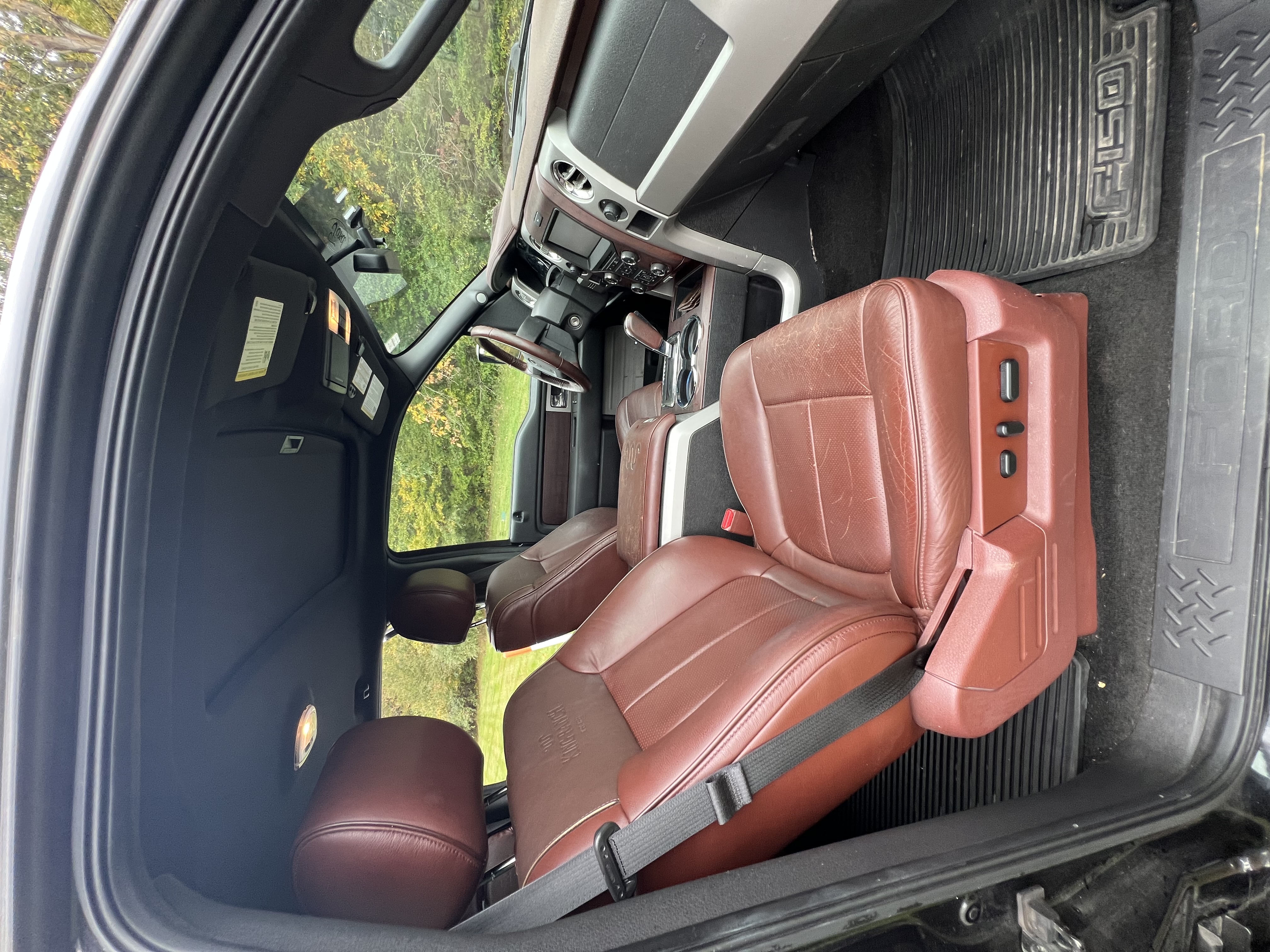 Used 2014 Ford F150 King Ranch w/ King Ranch Luxury Package AWD/4WD image 15